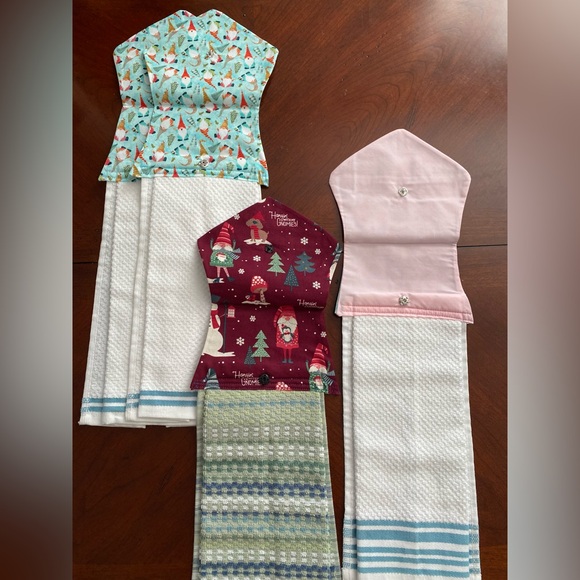 Christmas Gnome kitchen towel
Hand made - Picture 3 of 5